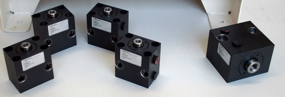 Series of standard compact cylinders for jaw control